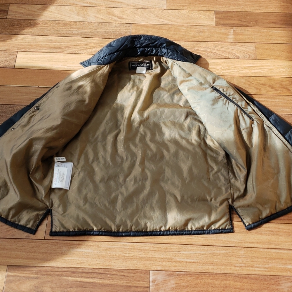 Jacket - Picture 5 of 10